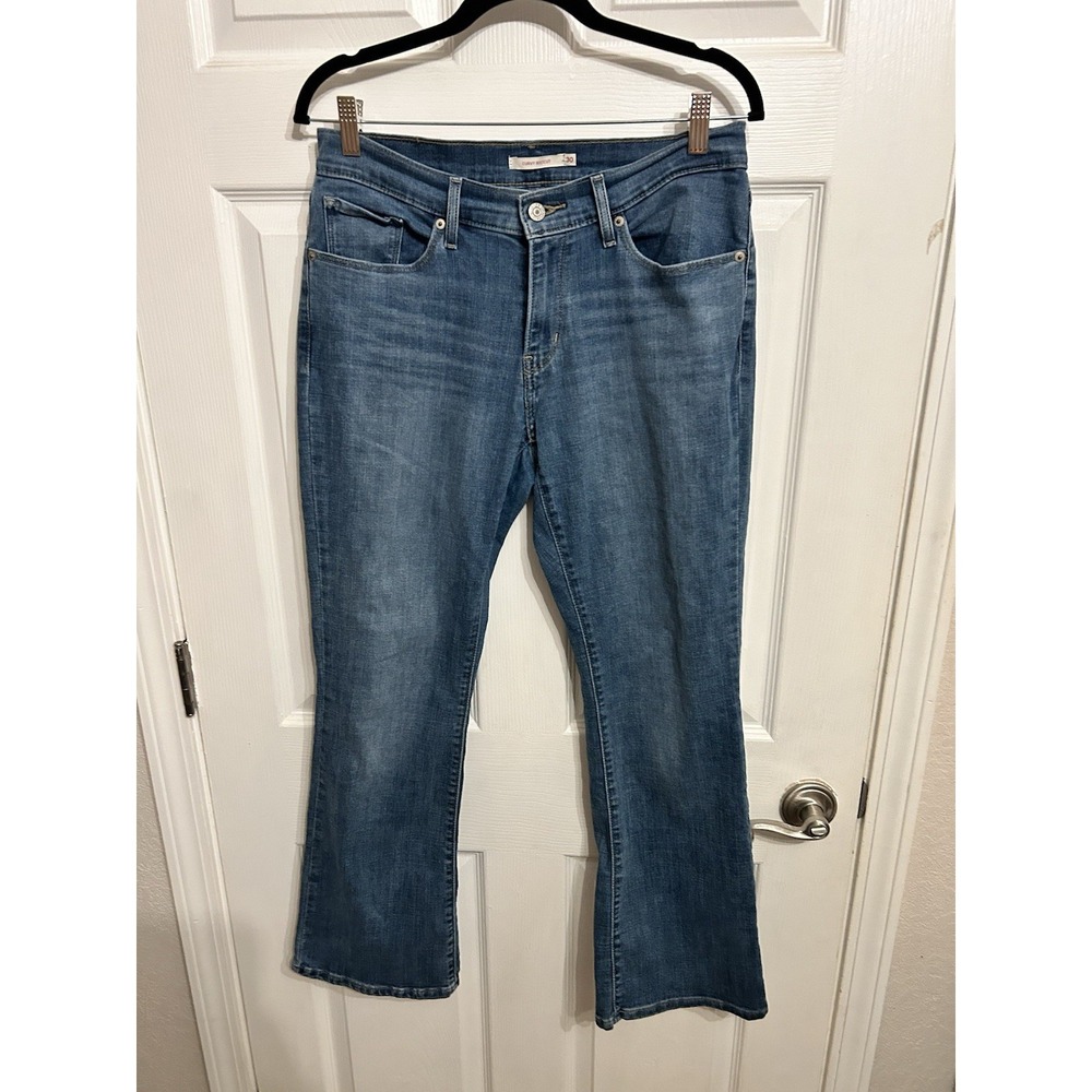 Levi's Women's Curvy Bootcut Blue Denim Jeans Size 30x30, Medium Wash, Mid-Rise